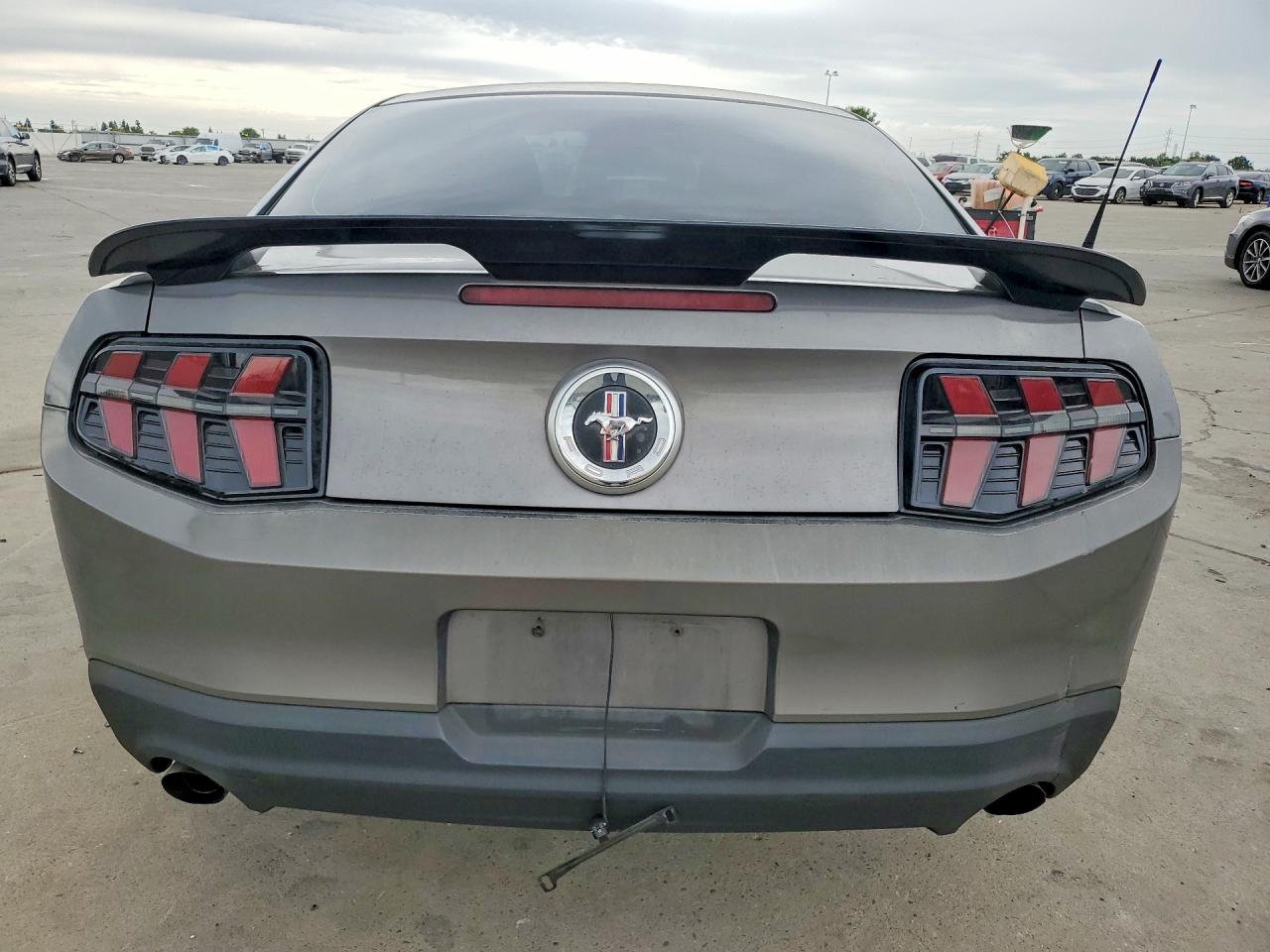 2011 FORD MUSTANG