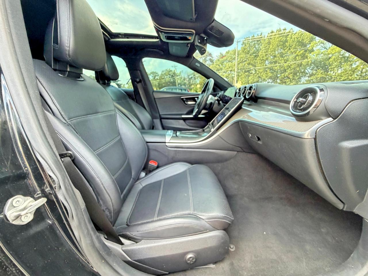 2022 MERCEDES-BENZ C-CLASS