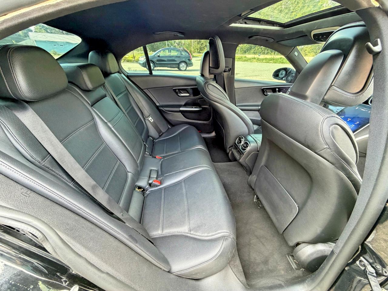 2022 MERCEDES-BENZ C-CLASS