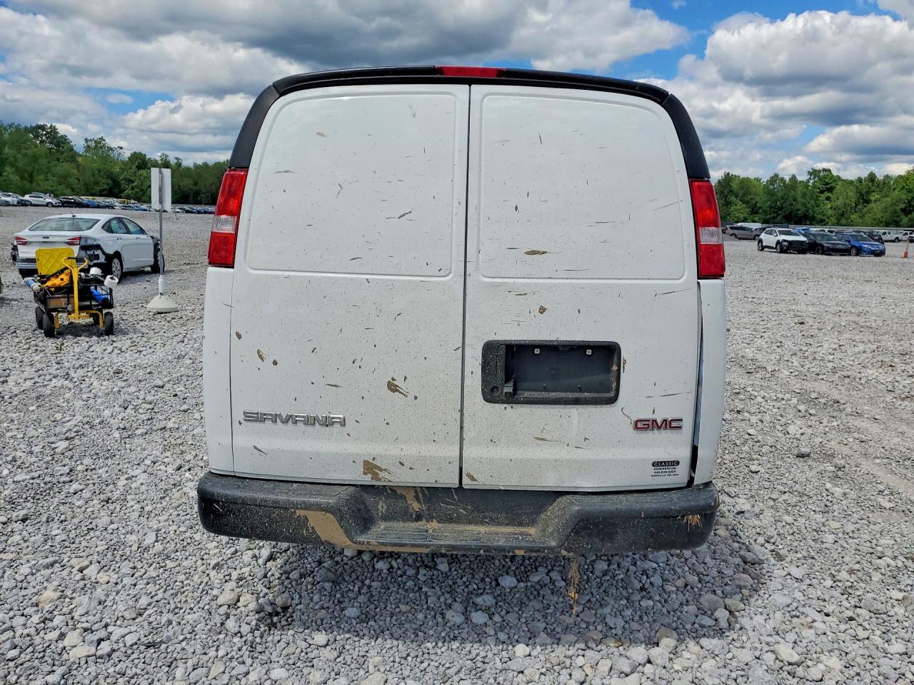 2023 GMC SAVANA