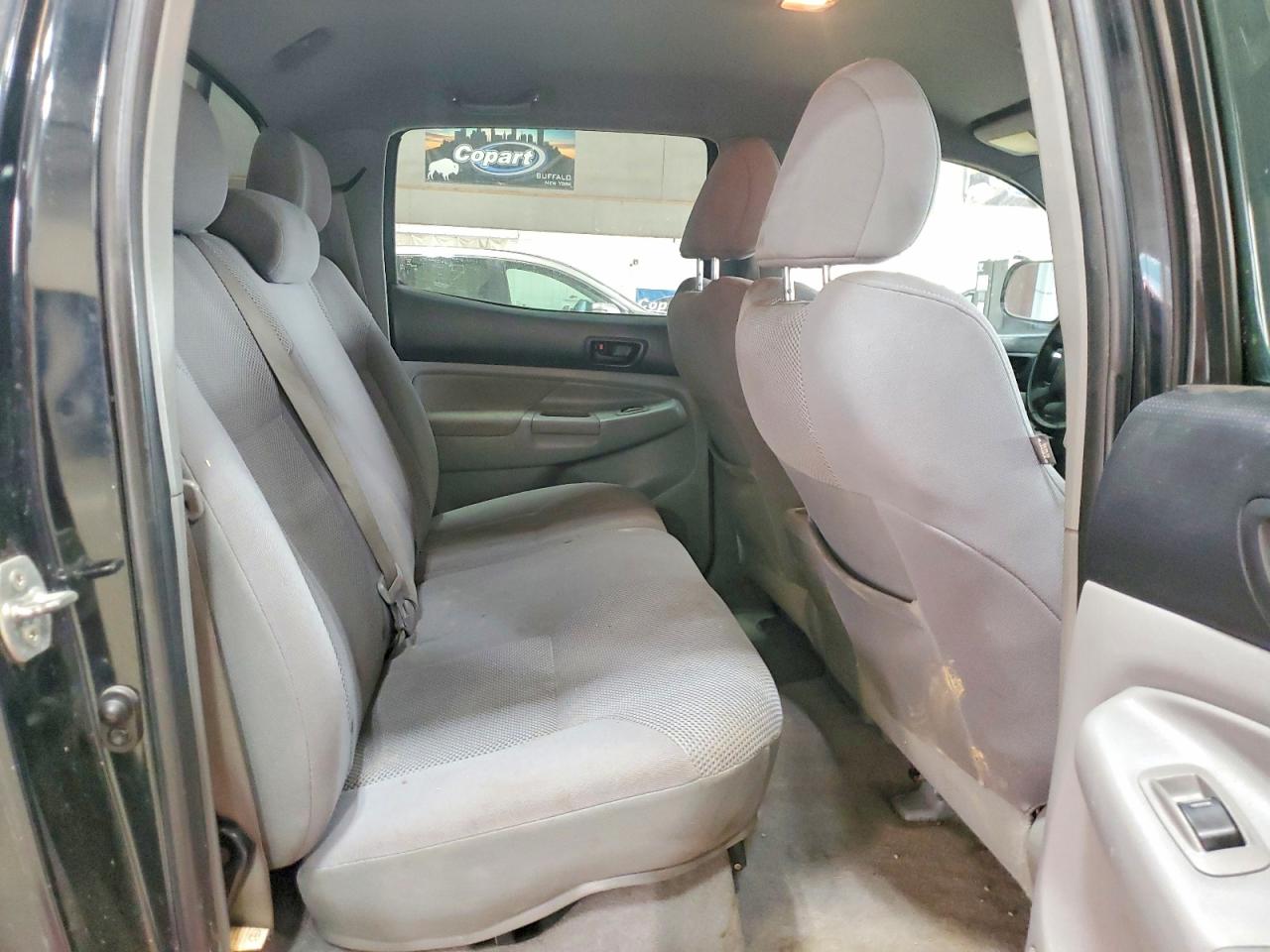 2010 TOYOTA TACOMA