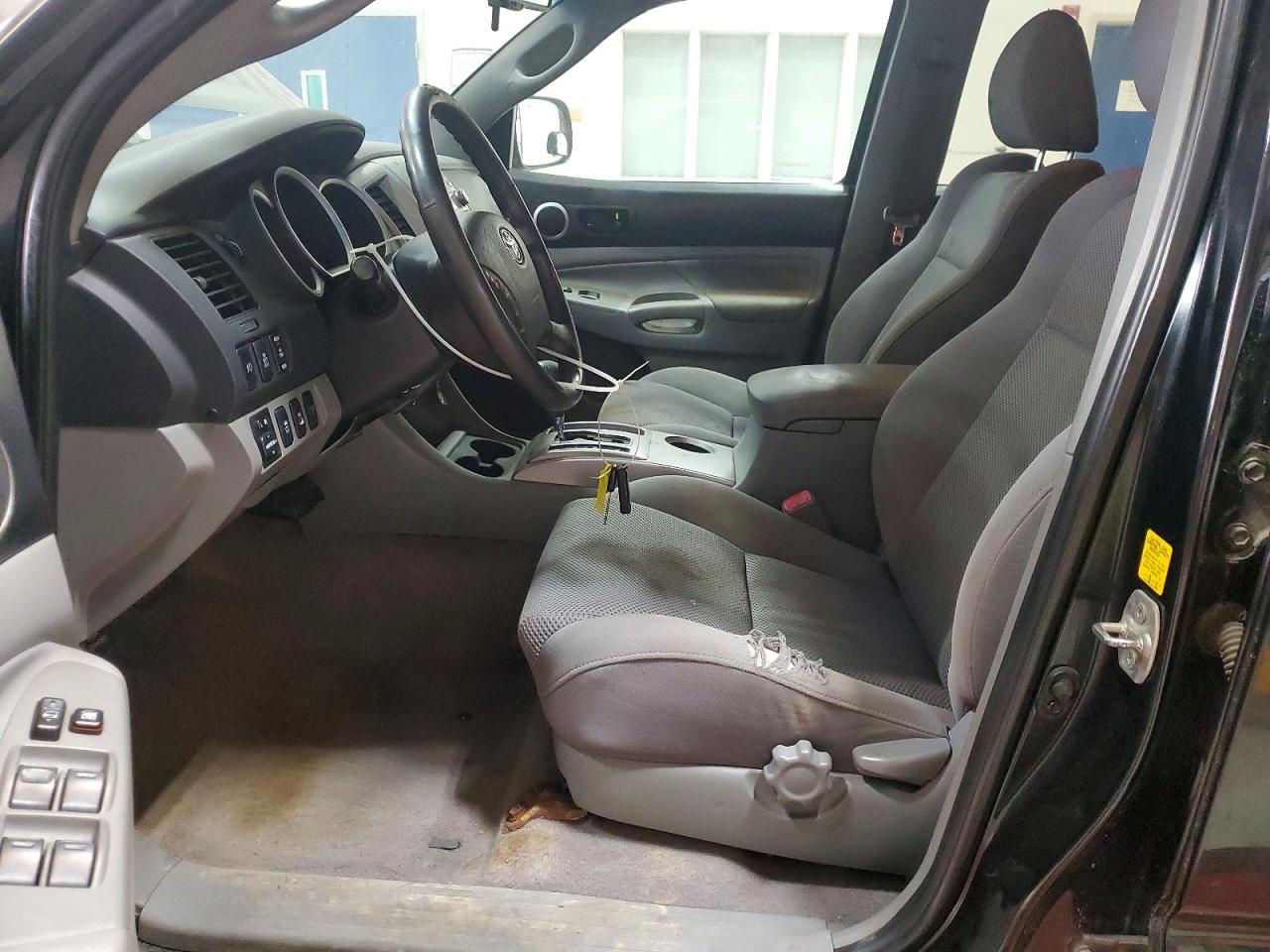 2010 TOYOTA TACOMA