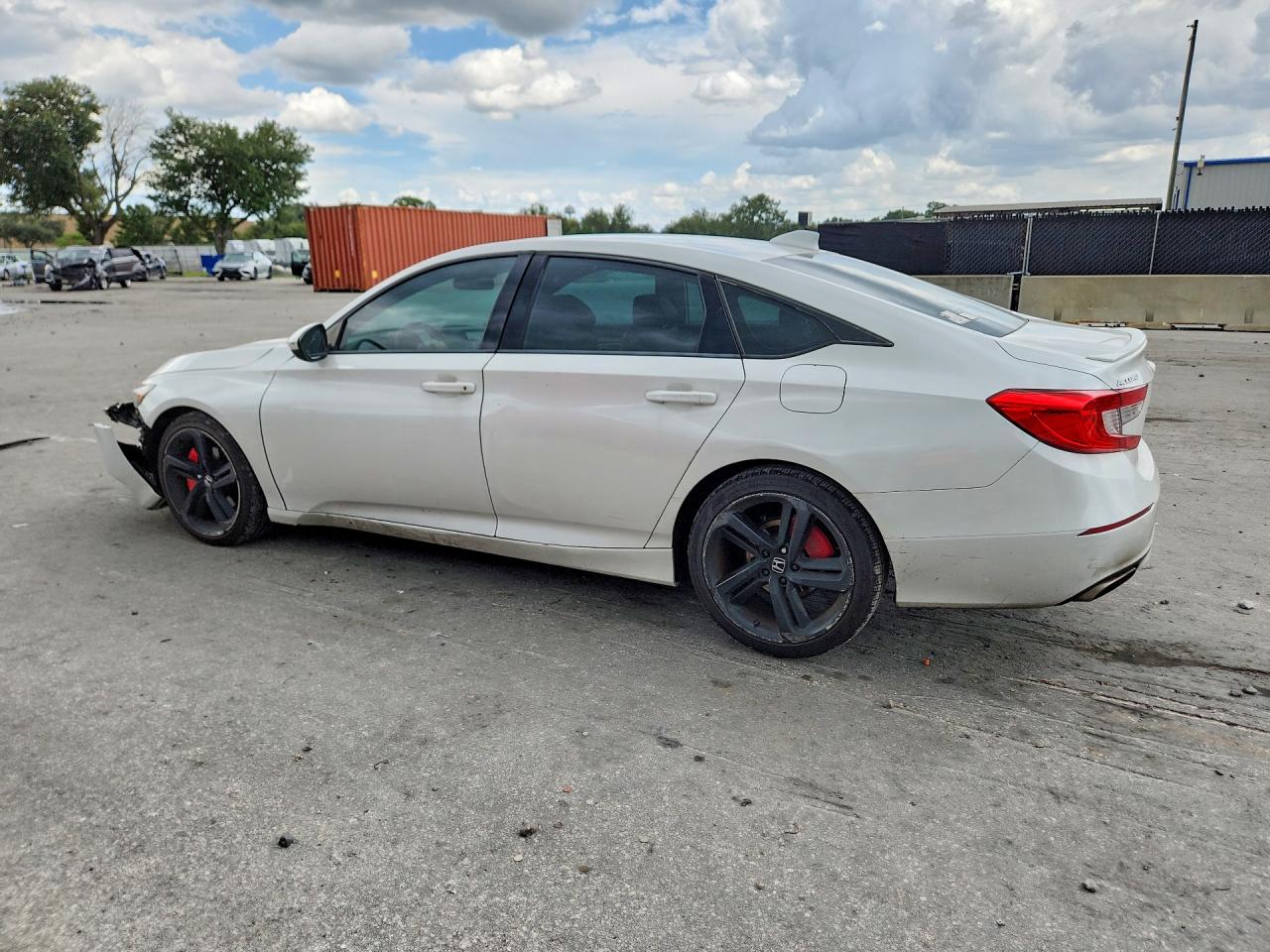 2018 HONDA ACCORD