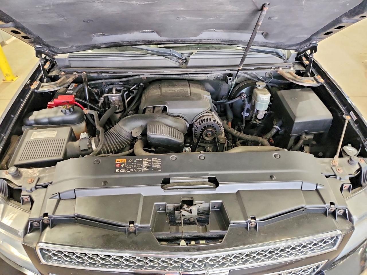 2014 CHEVROLET SUBURBAN