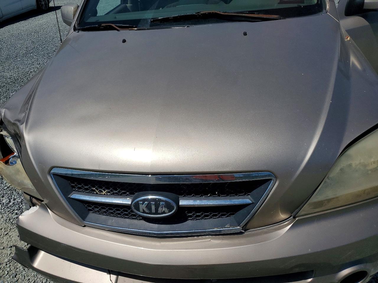 2005 KIA SORENTO