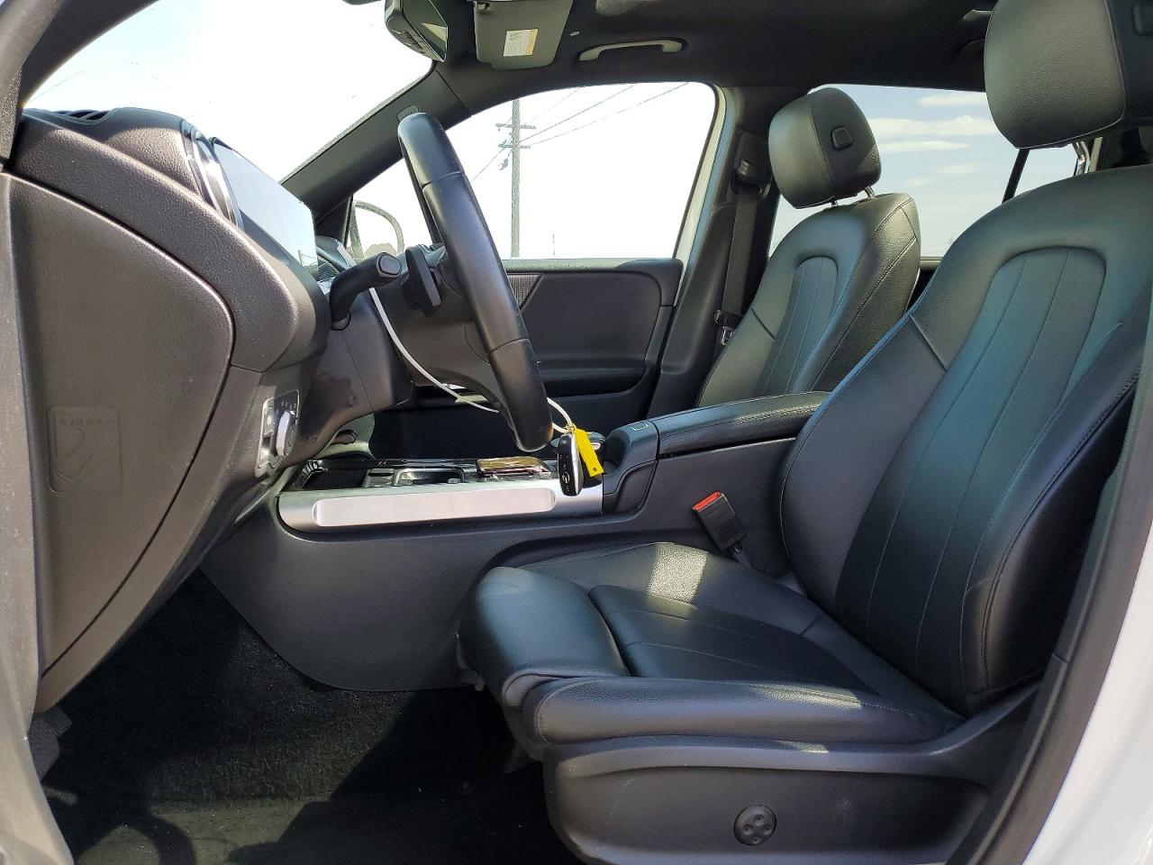 2022 MERCEDES-BENZ GLB-CLASS