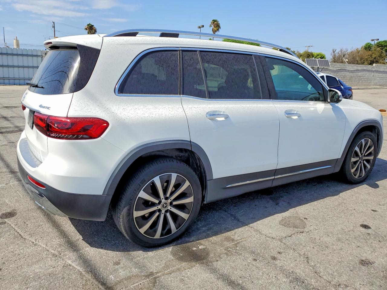 2022 MERCEDES-BENZ GLB-CLASS