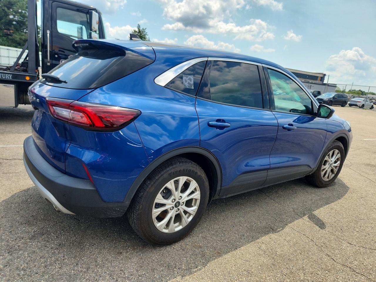 2023 FORD ESCAPE