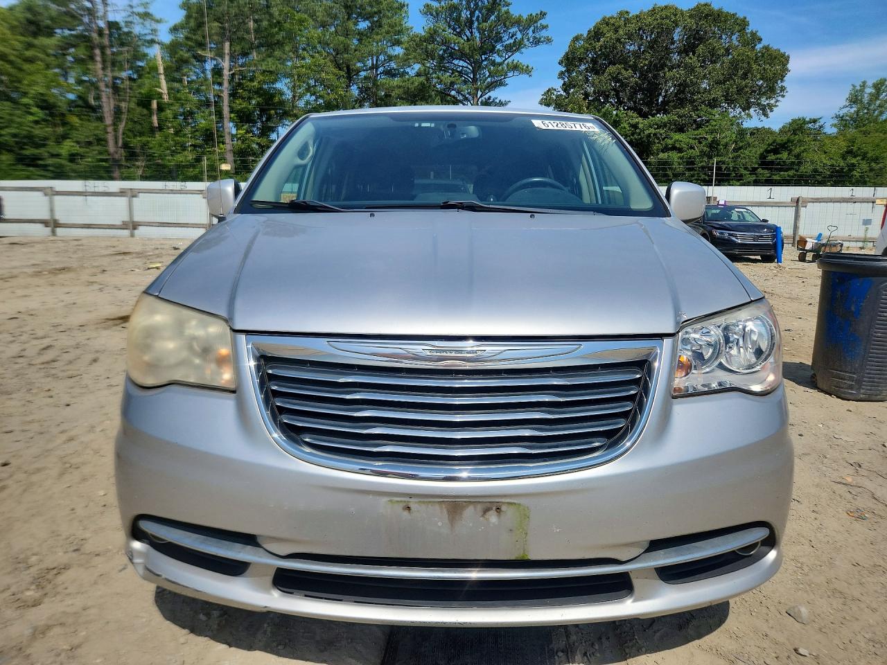 2011 CHRYSLER MINIVAN