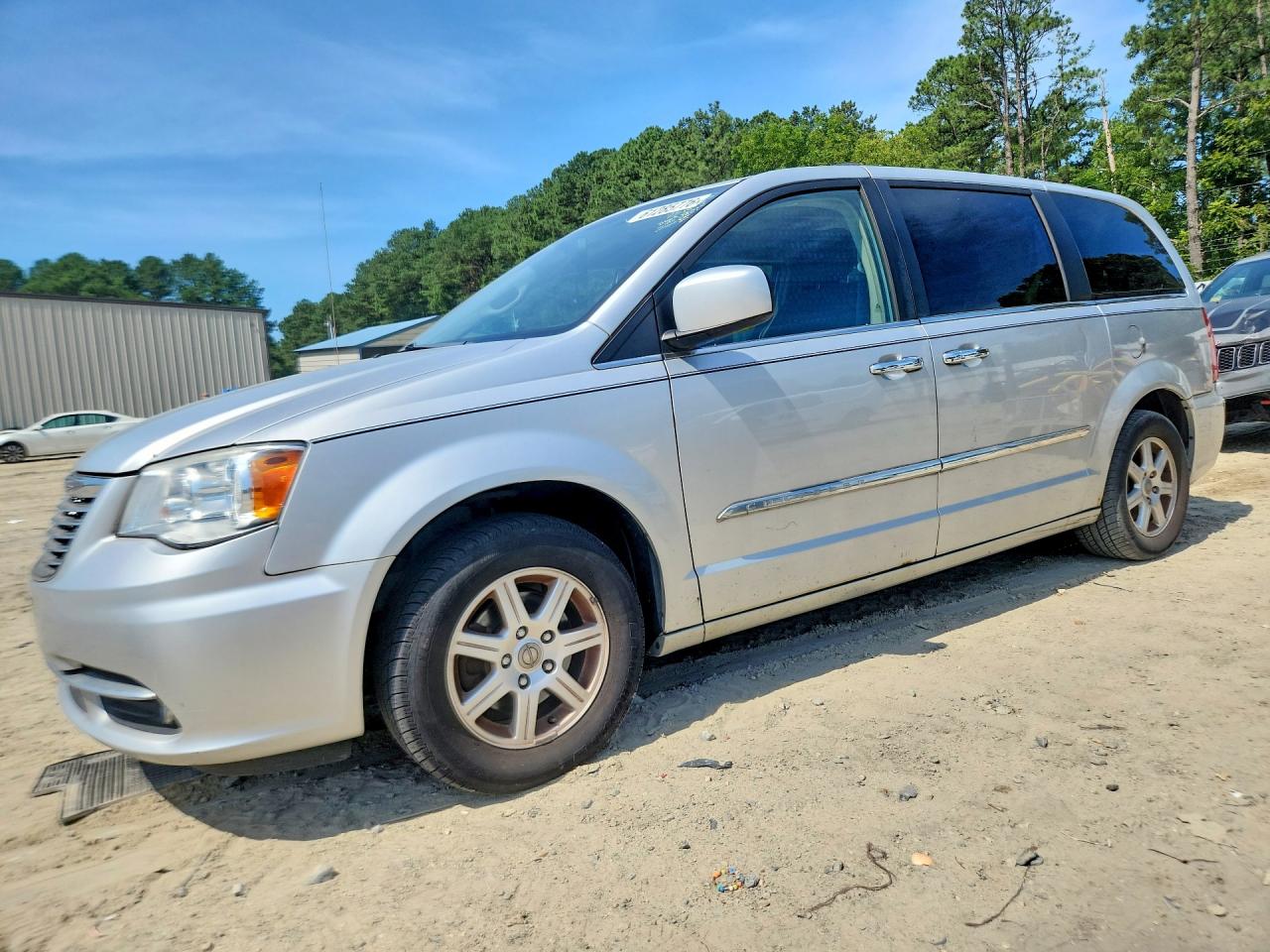 2011 CHRYSLER MINIVAN