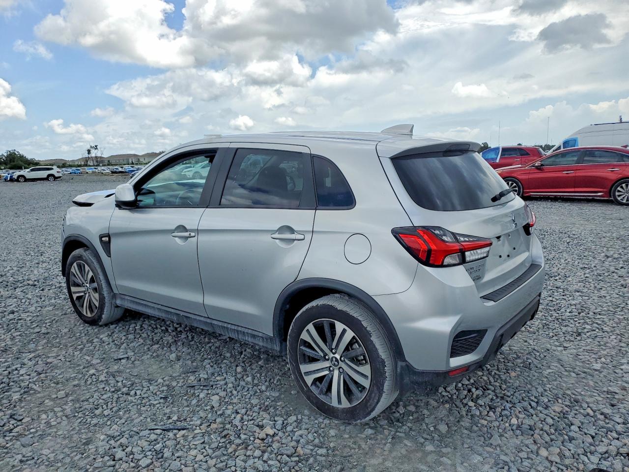 2025 MITSUBISHI OUTLANDER