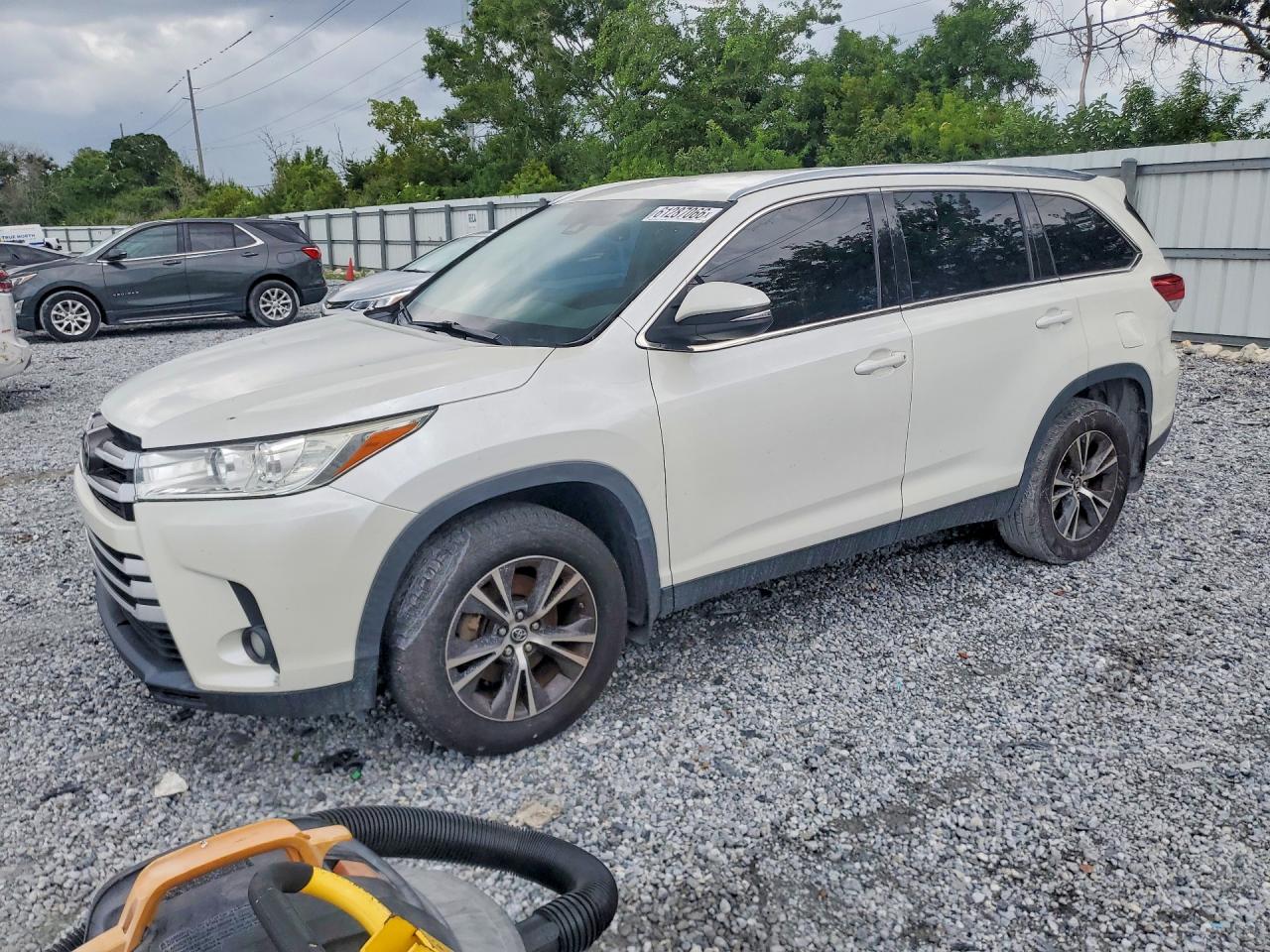 2019 TOYOTA HIGHLANDER