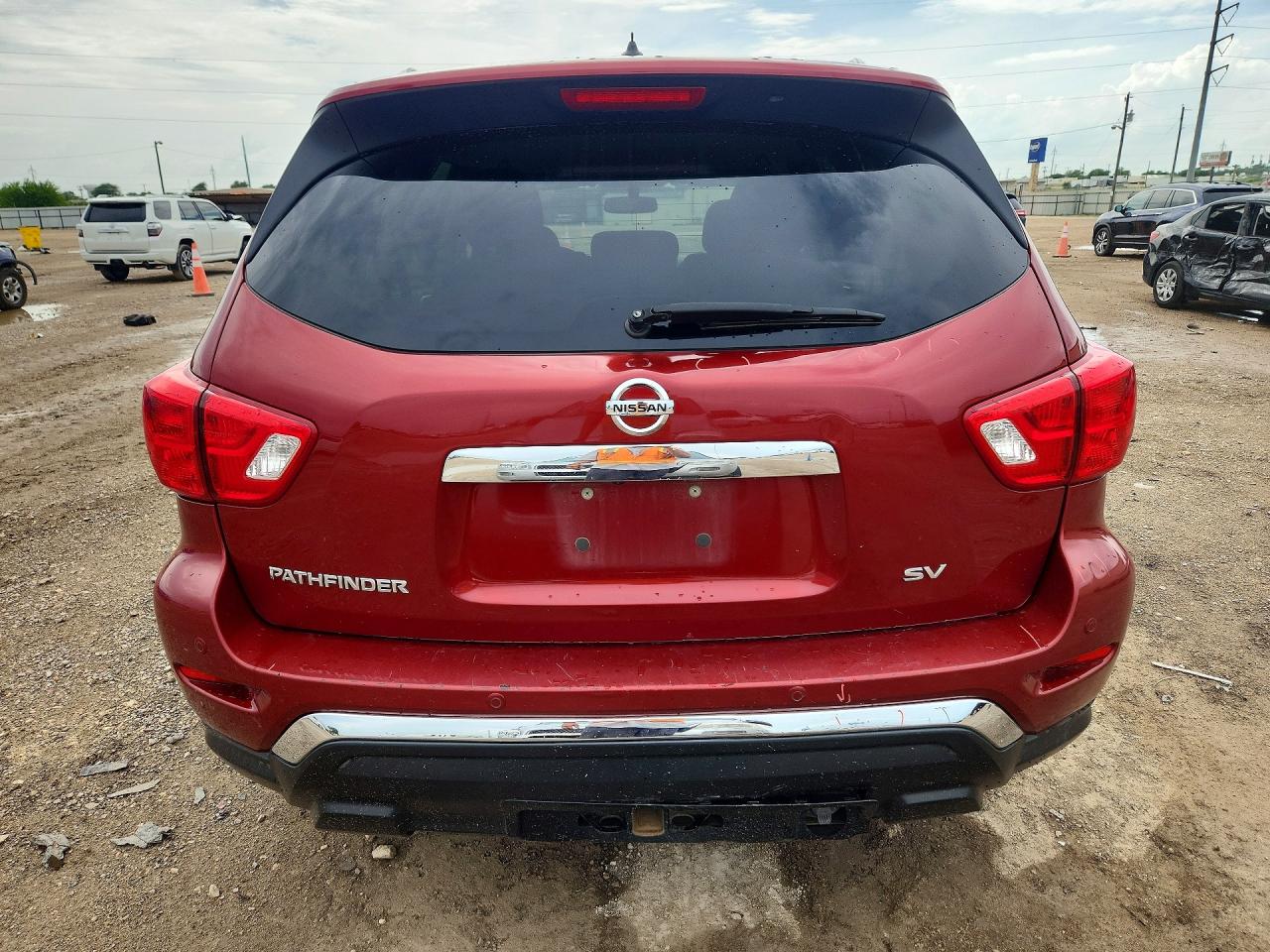2017 NISSAN PATHFINDER