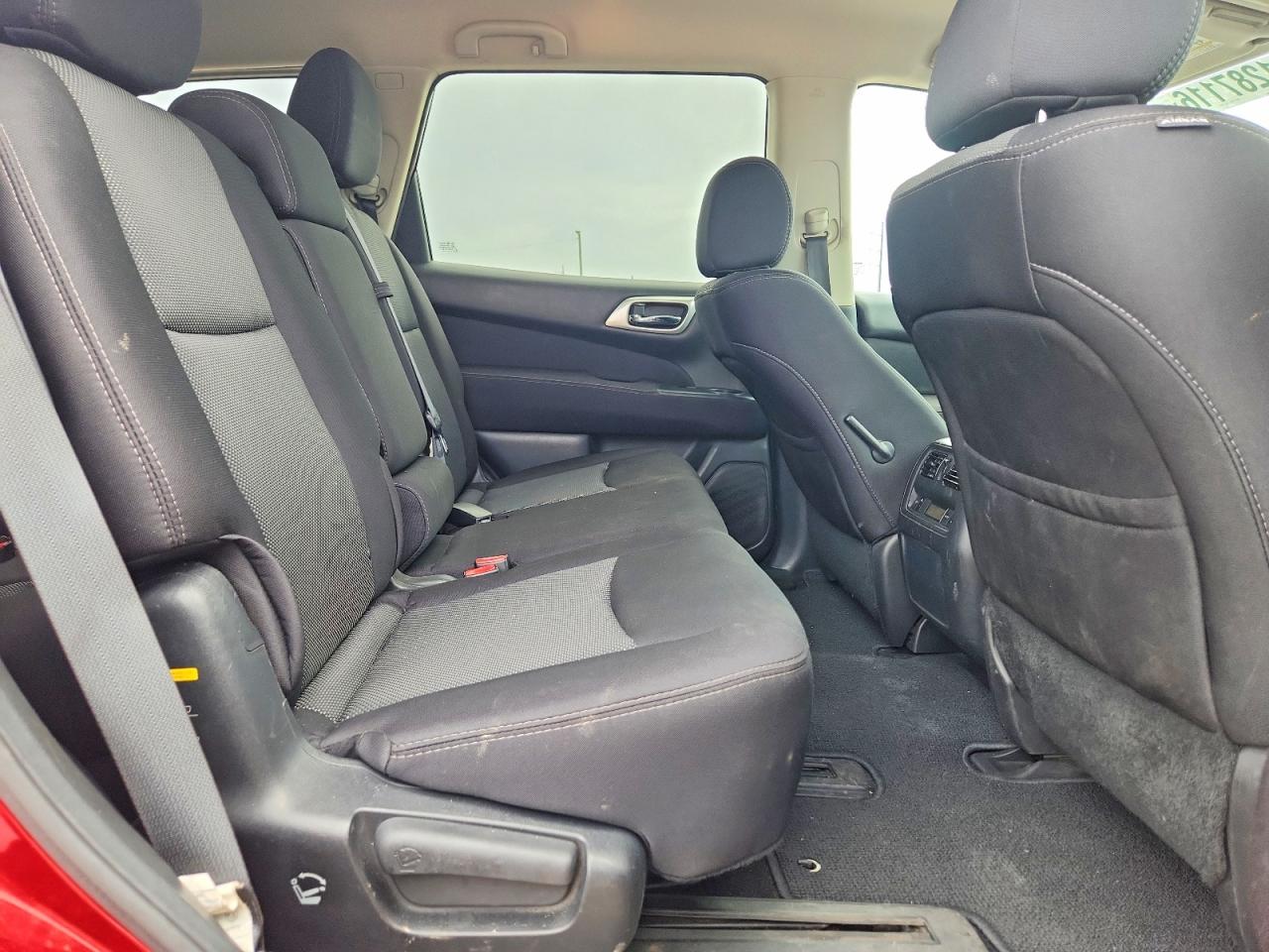 2017 NISSAN PATHFINDER