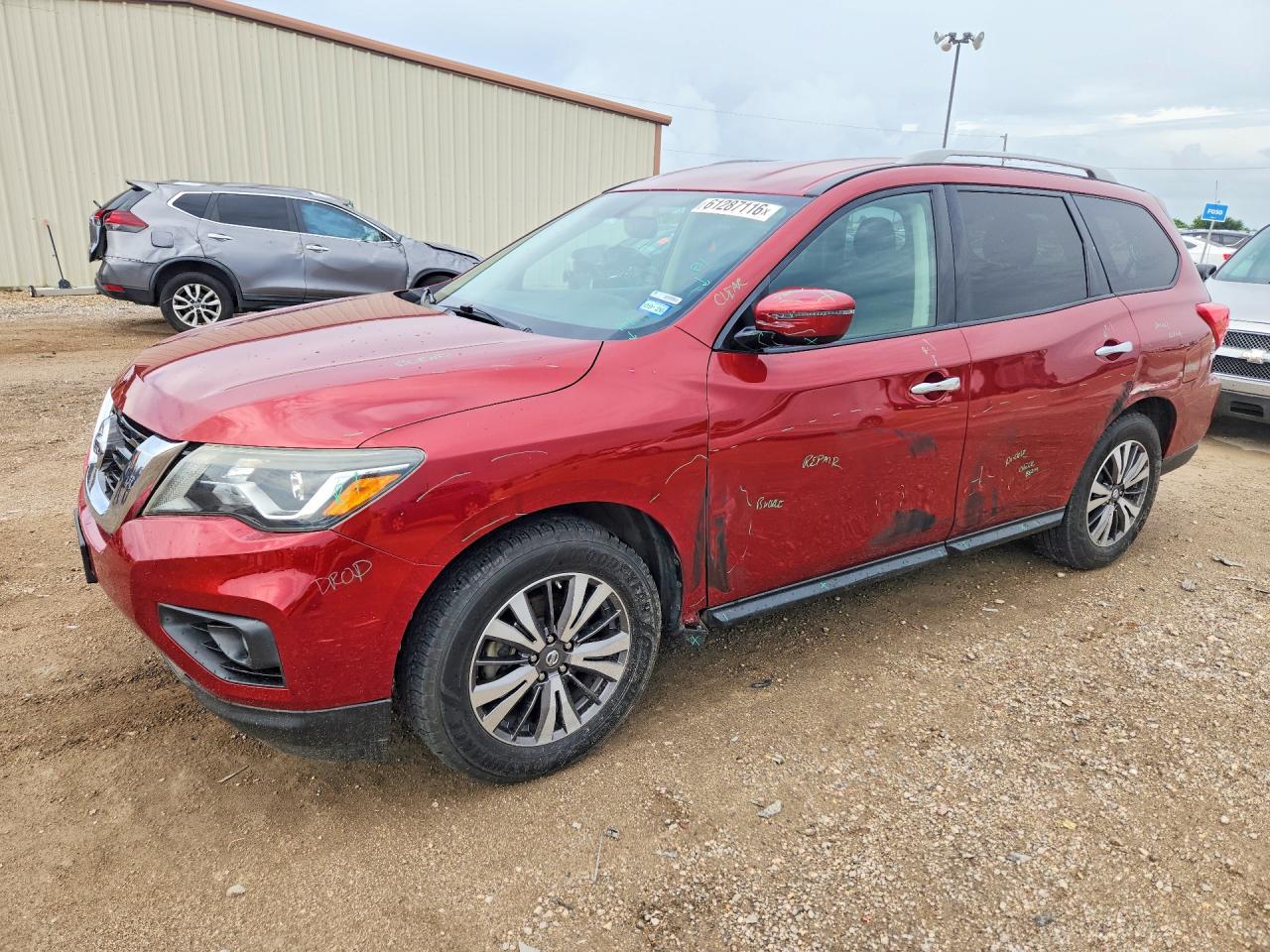 2017 NISSAN PATHFINDER