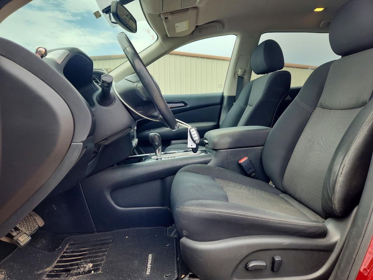 2017 NISSAN PATHFINDER