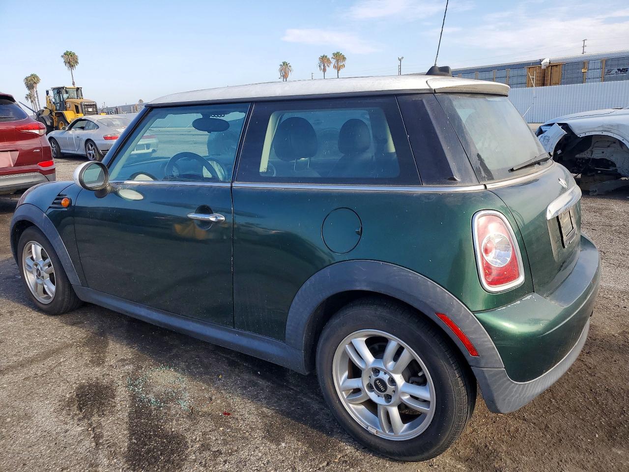 2011 MINI COOPER