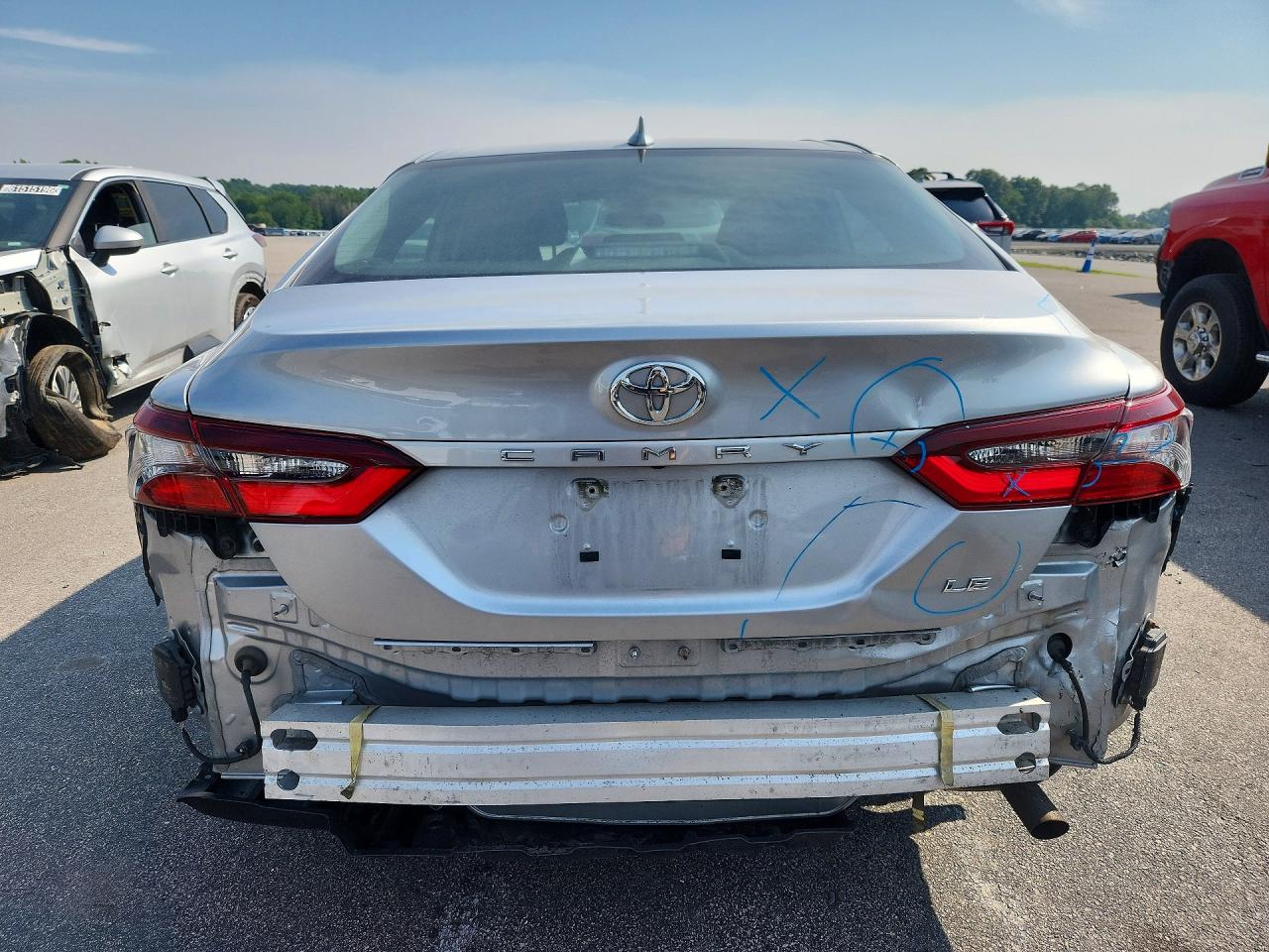 2023 TOYOTA CAMRY