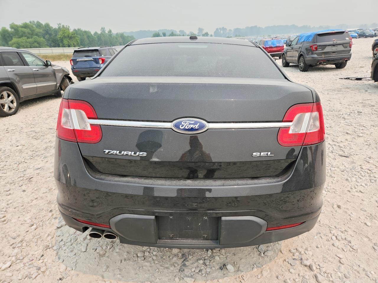 2011 FORD TAURUS