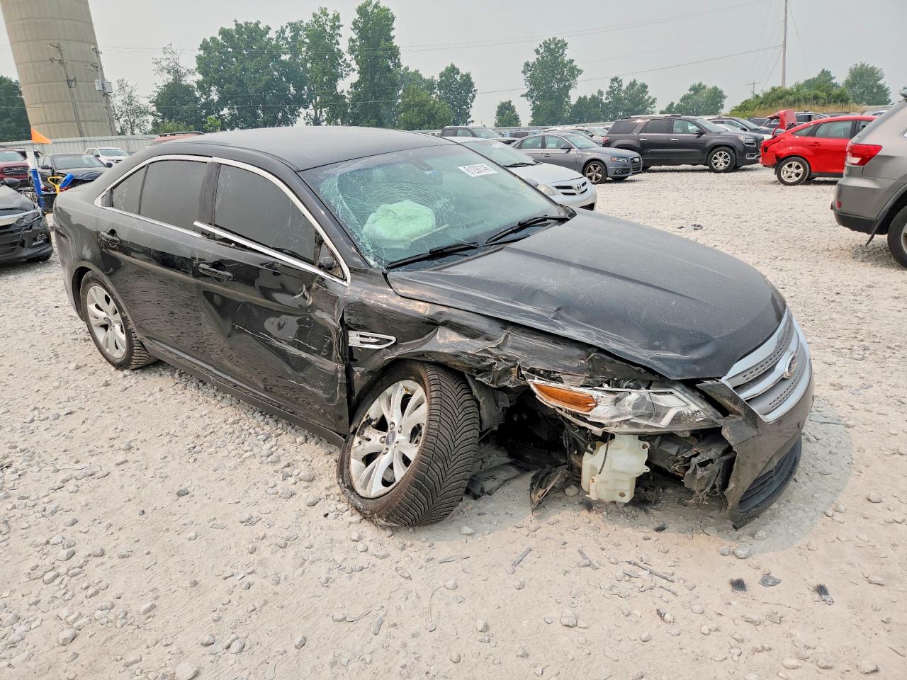 2011 FORD TAURUS
