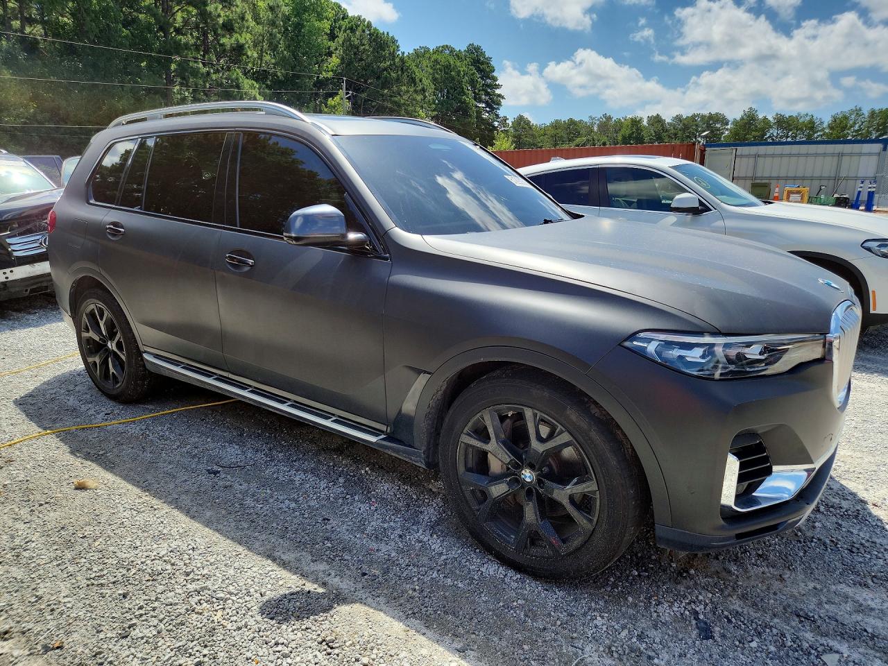 2019 BMW X7