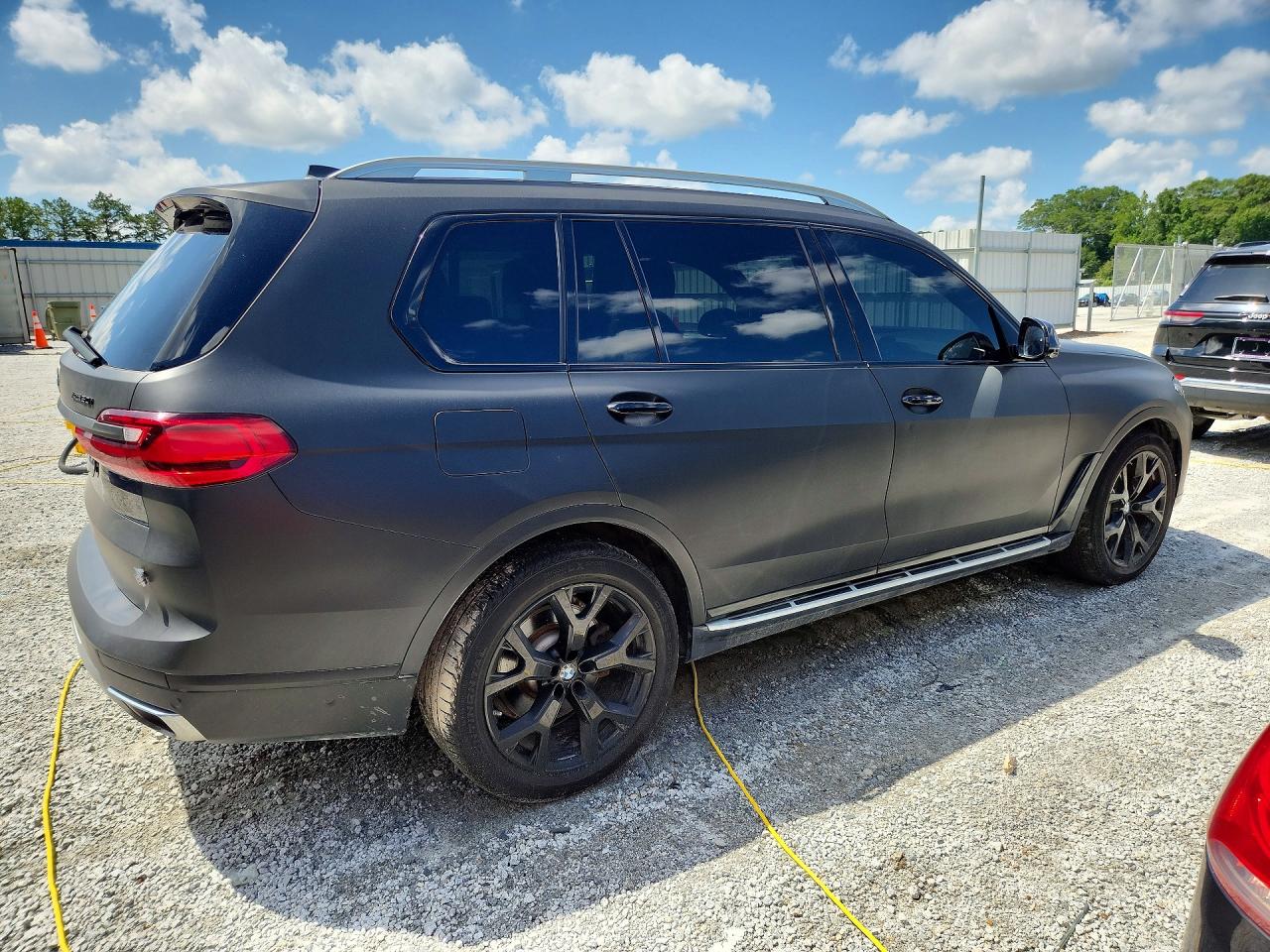2019 BMW X7
