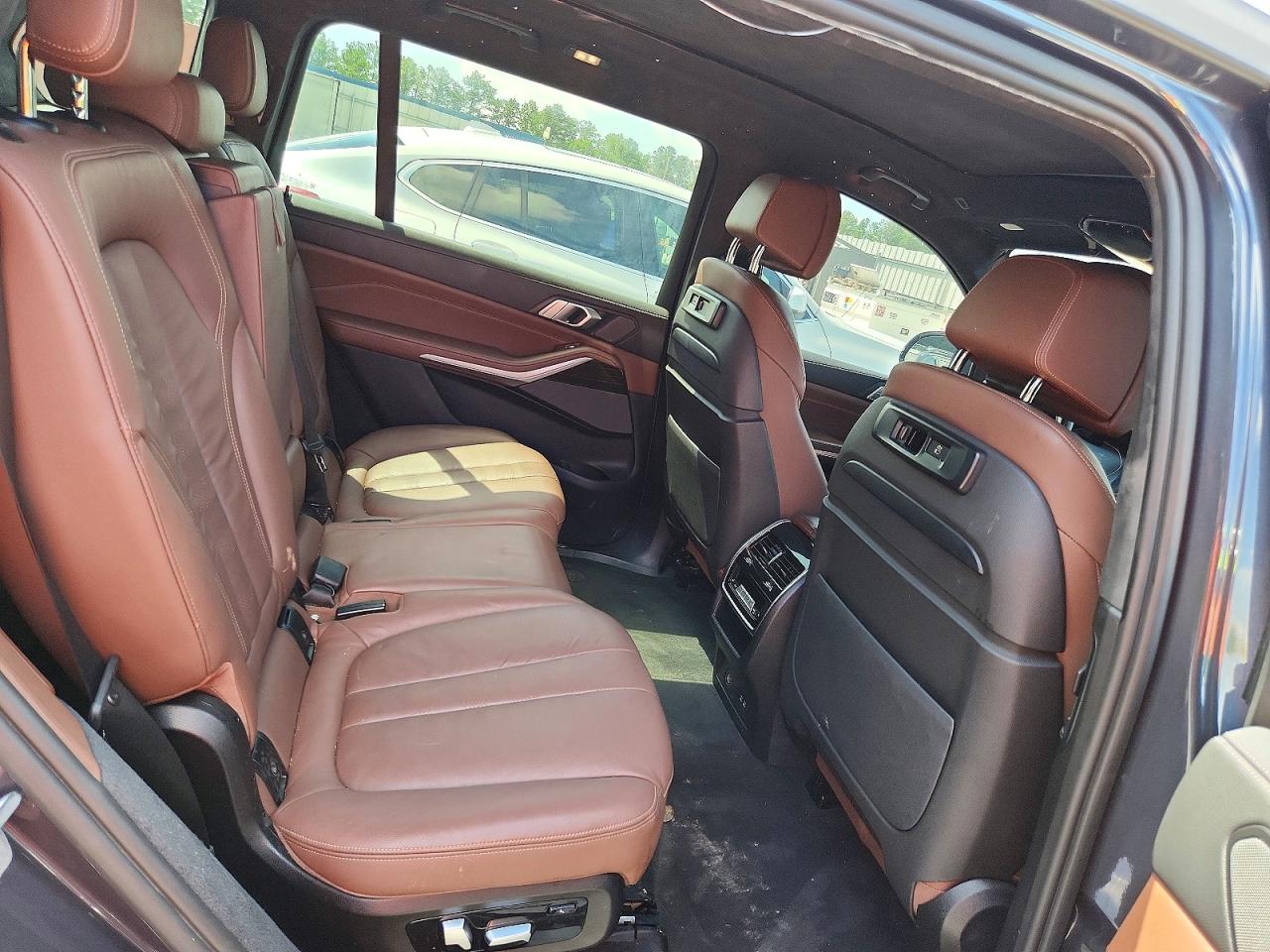 2019 BMW X7