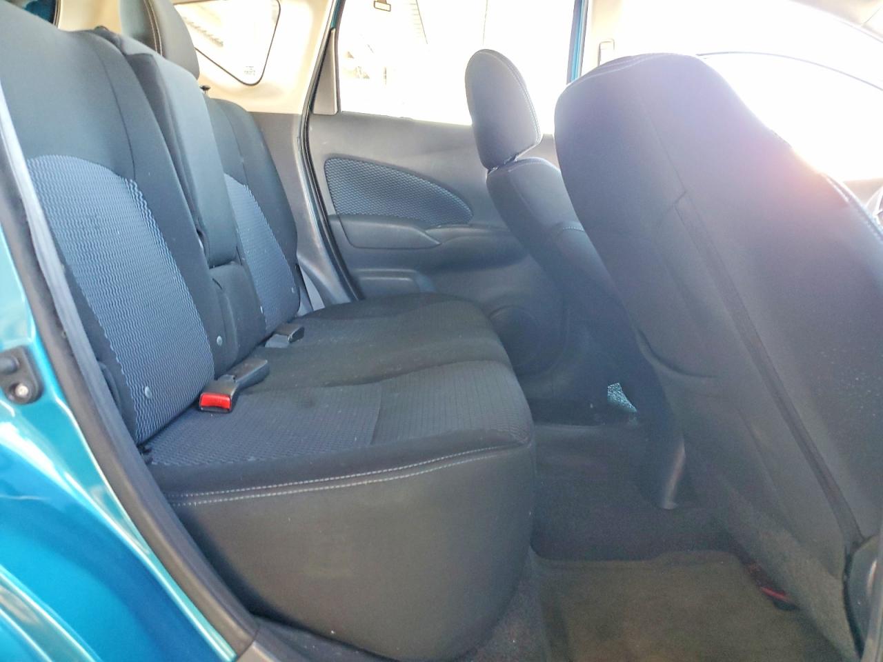 2015 NISSAN VERSA