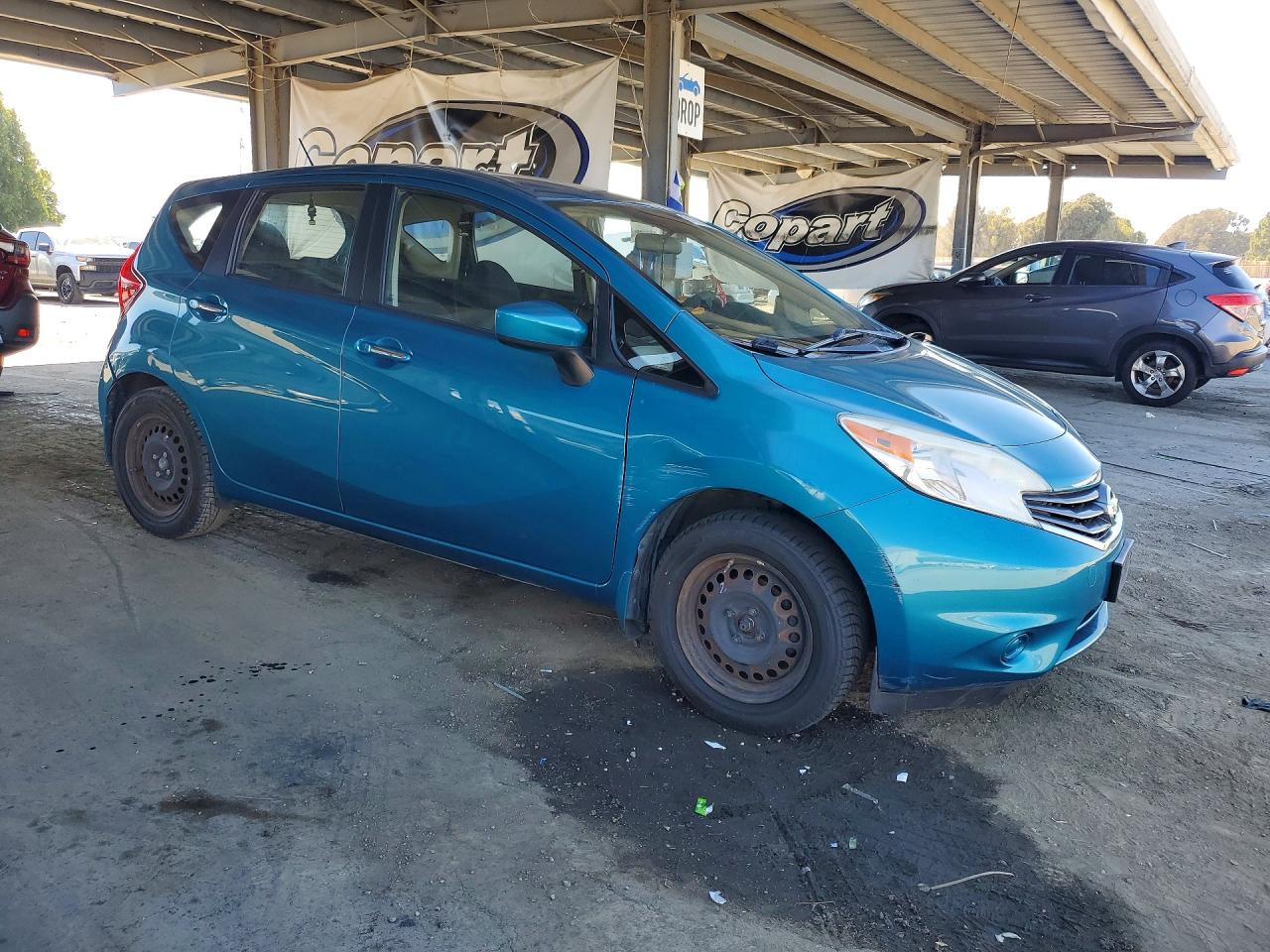 2015 NISSAN VERSA