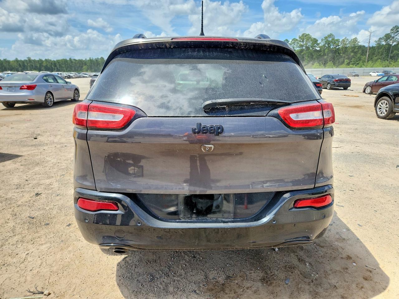2018 JEEP CHEROKEE