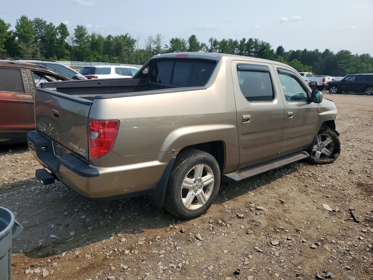 2011 HONDA RIDGELINE