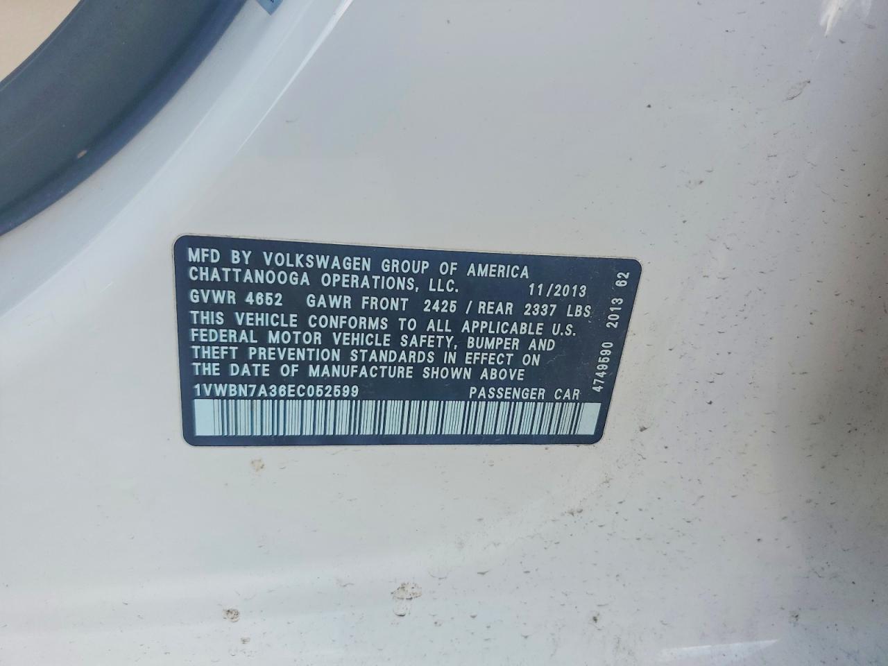 2014 VOLKSWAGEN PASSAT