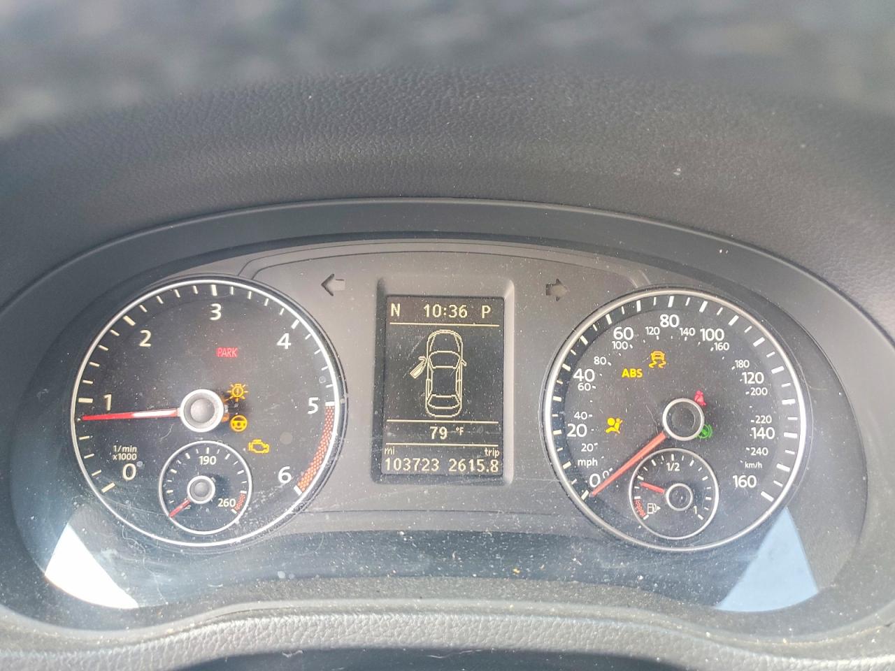 2014 VOLKSWAGEN PASSAT