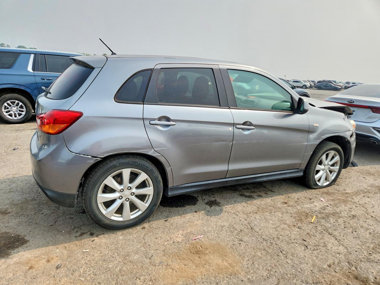 2015 MITSUBISHI OUTLANDER