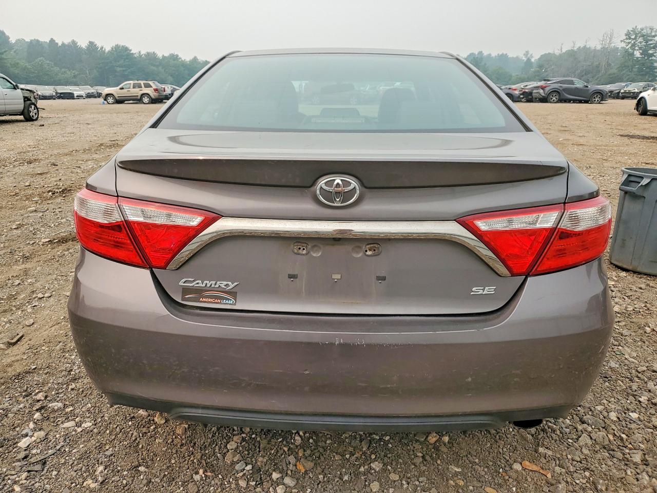 2016 TOYOTA CAMRY