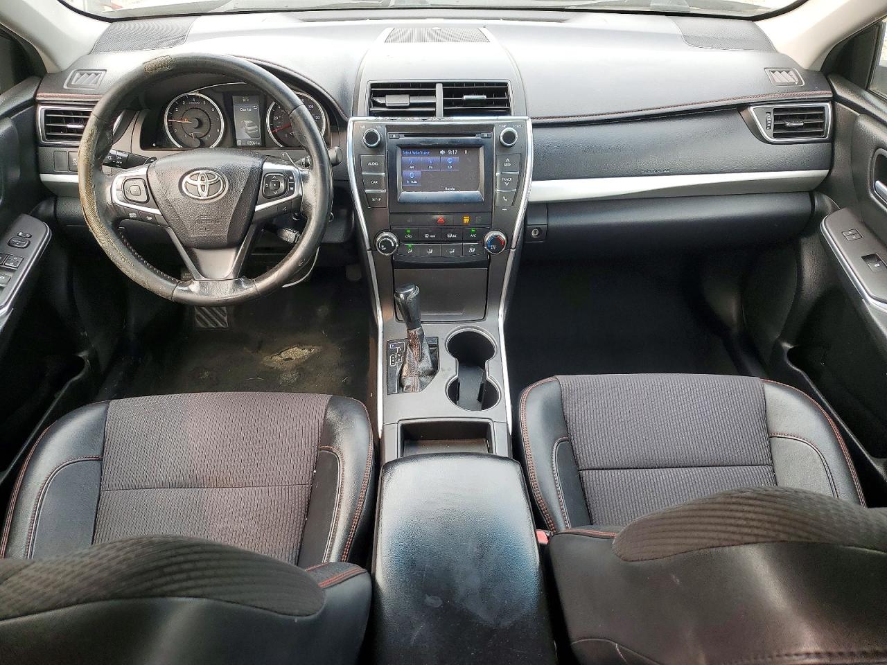 2016 TOYOTA CAMRY