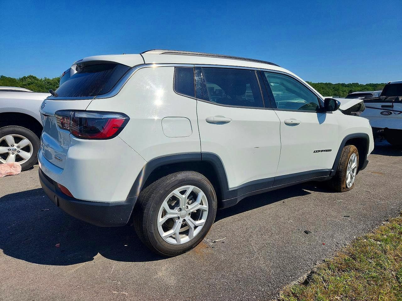 2024 JEEP COMPASS