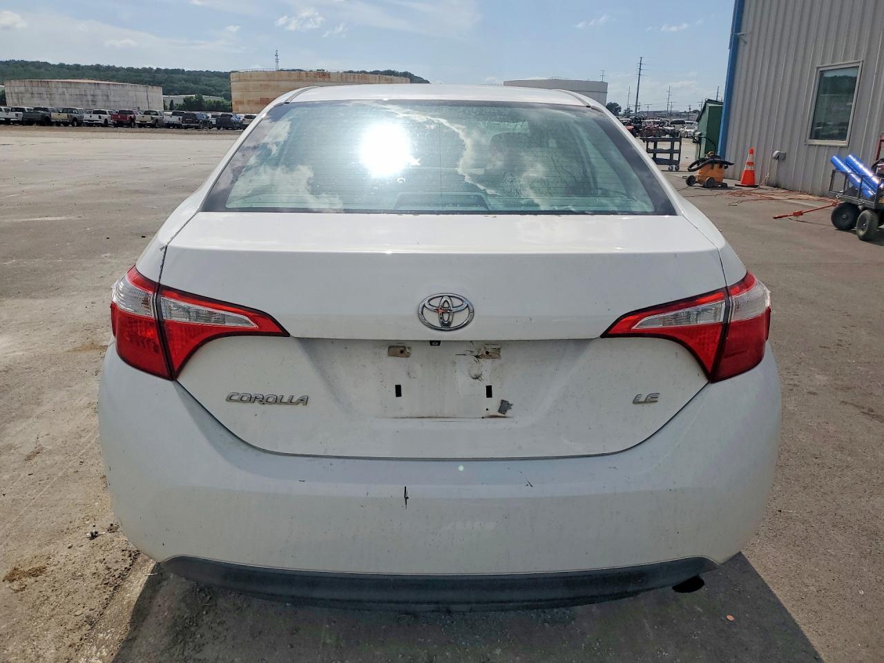 2015 TOYOTA COROLLA