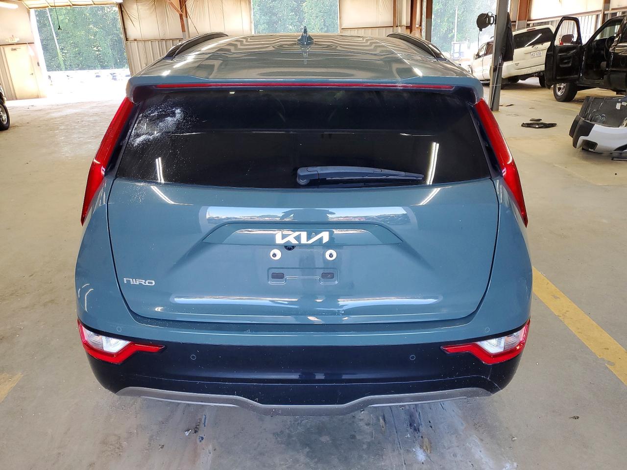 2024 KIA NIRO