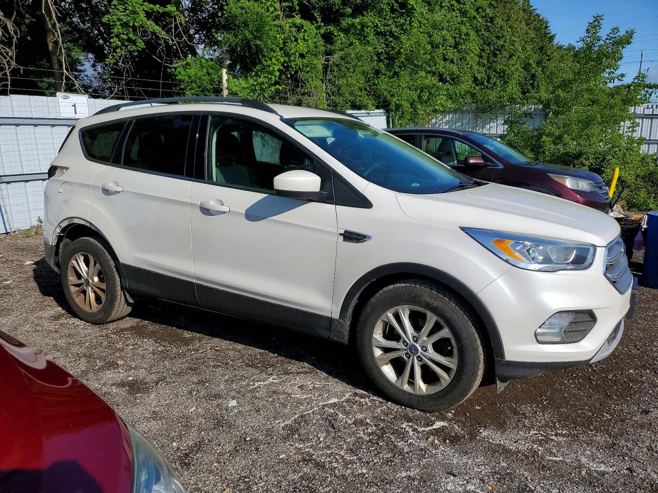 2017 FORD ESCAPE