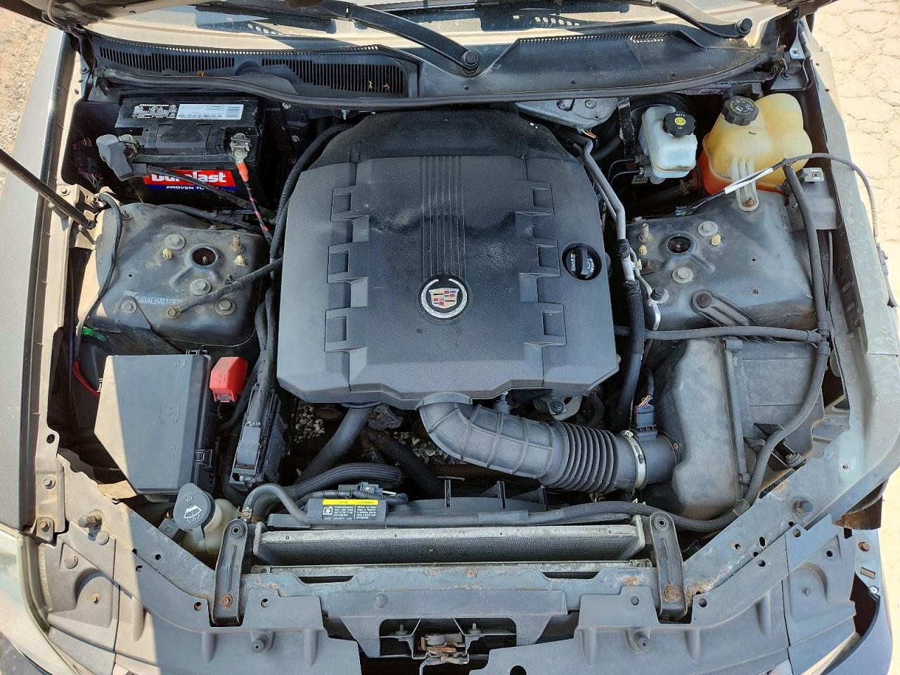 2010 CADILLAC STS