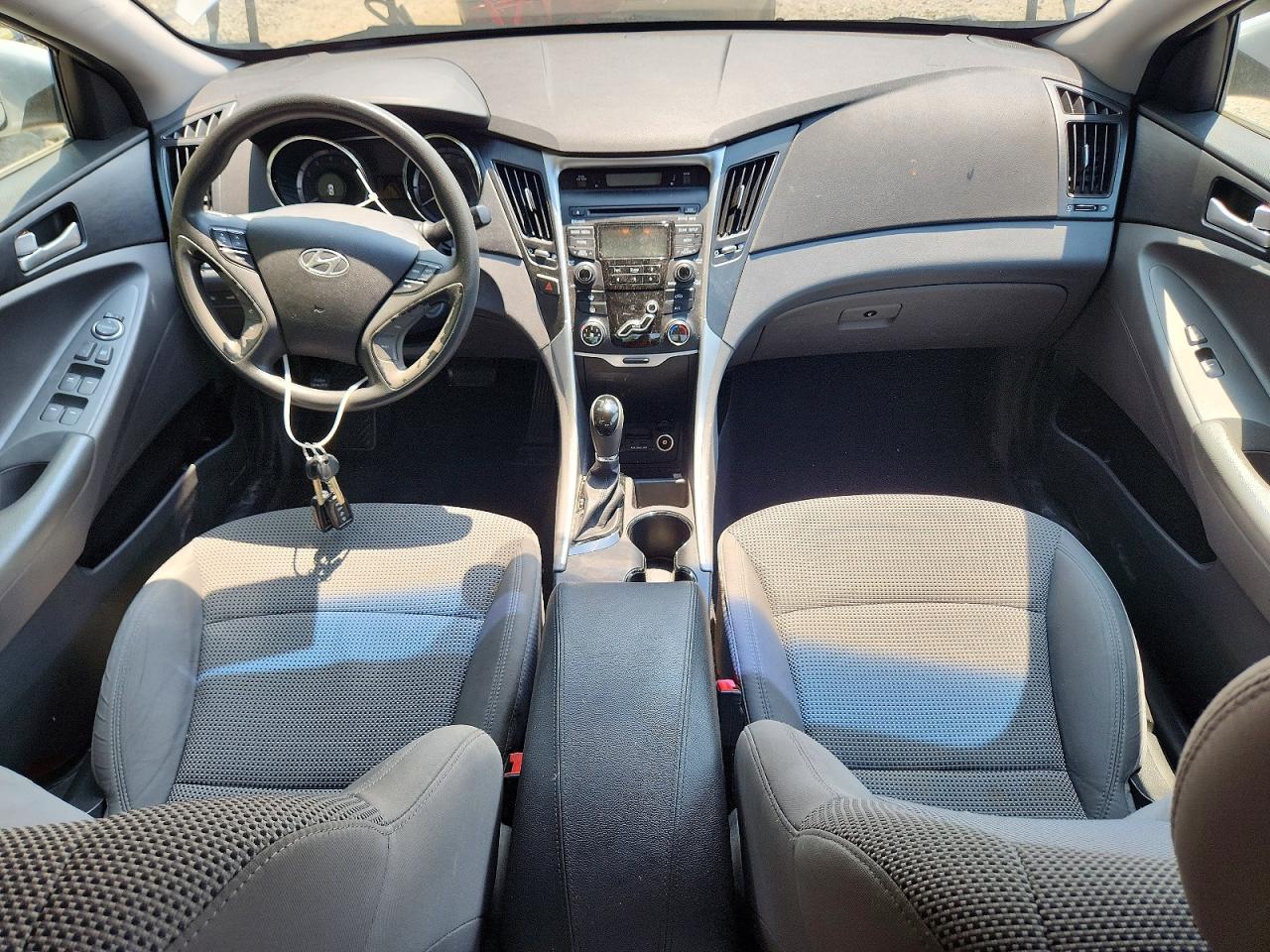 2012 HYUNDAI SONATA