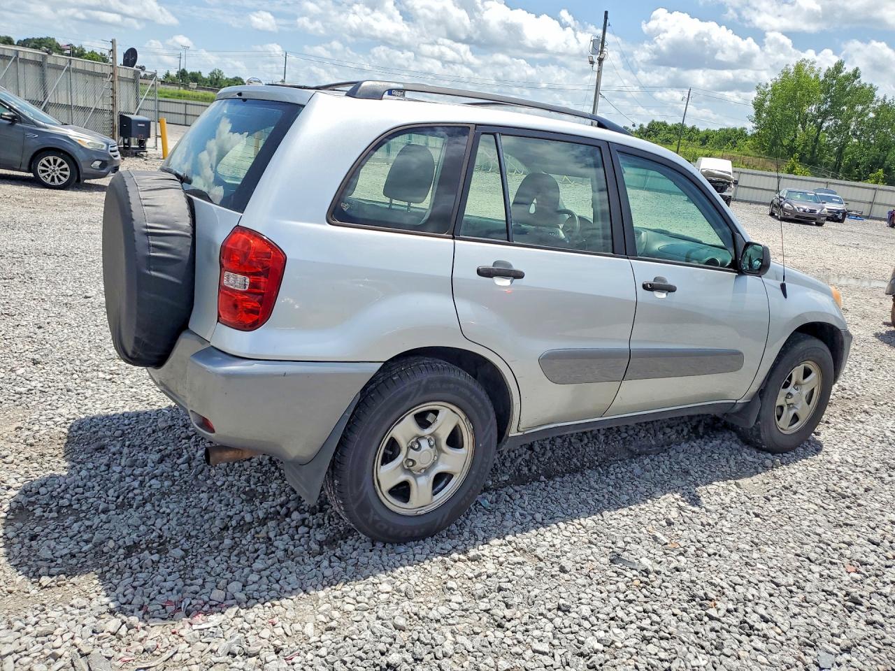 2004 TOYOTA RAV4