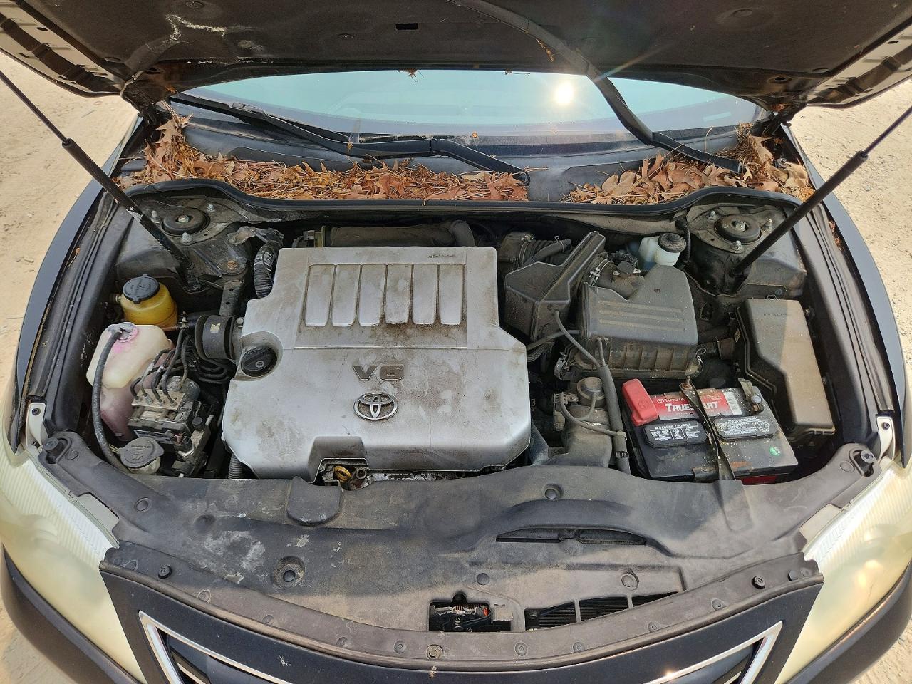 2011 TOYOTA CAMRY