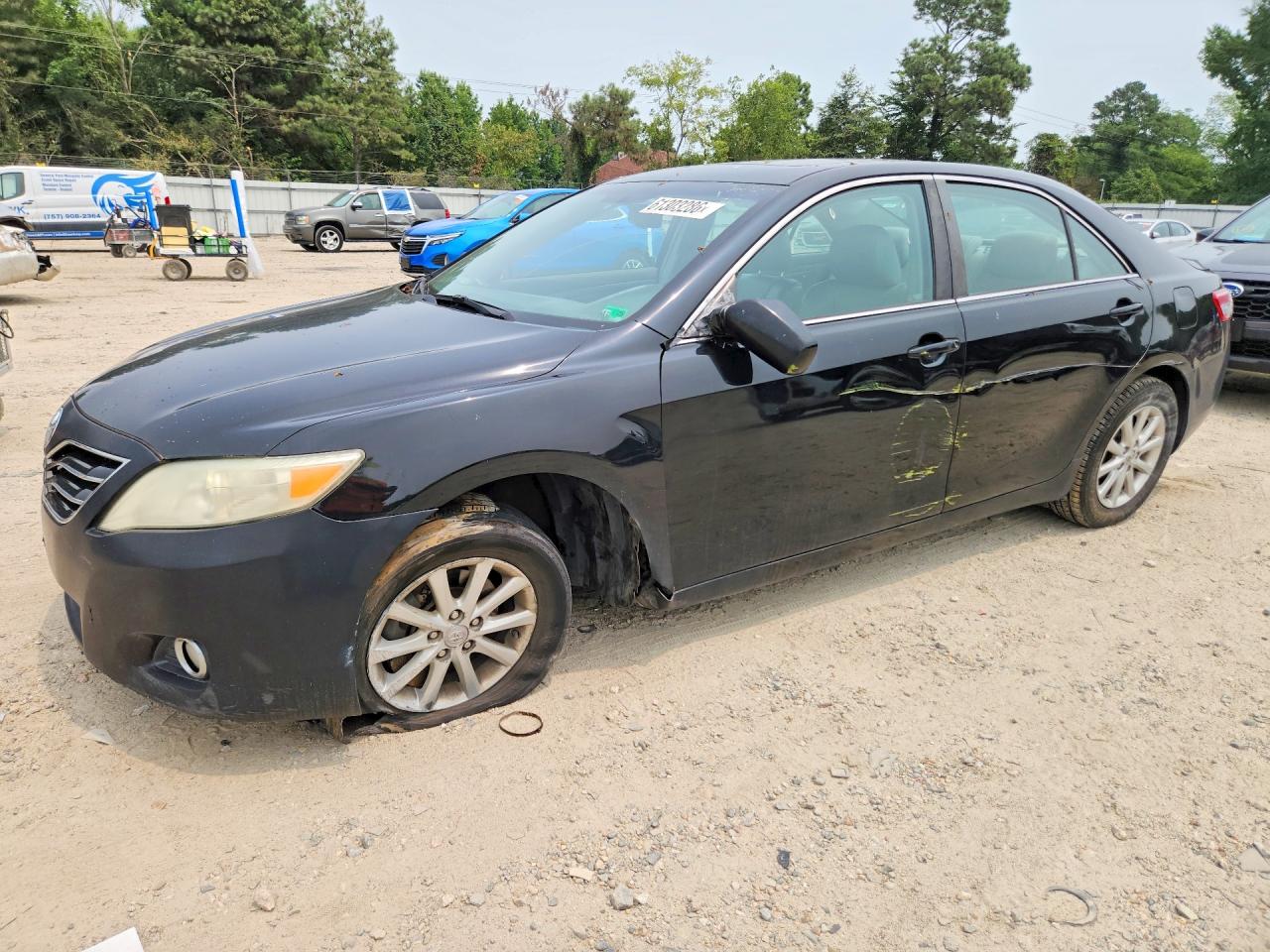 2011 TOYOTA CAMRY