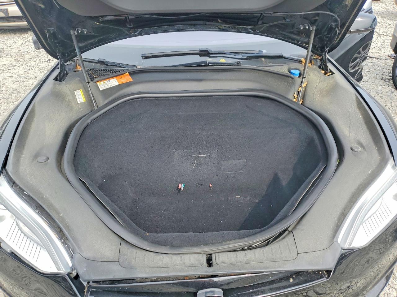 2015 TESLA MODEL S