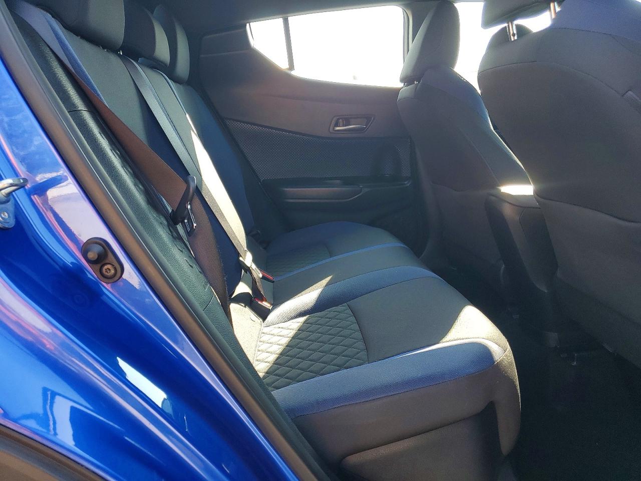 2021 TOYOTA C-HR