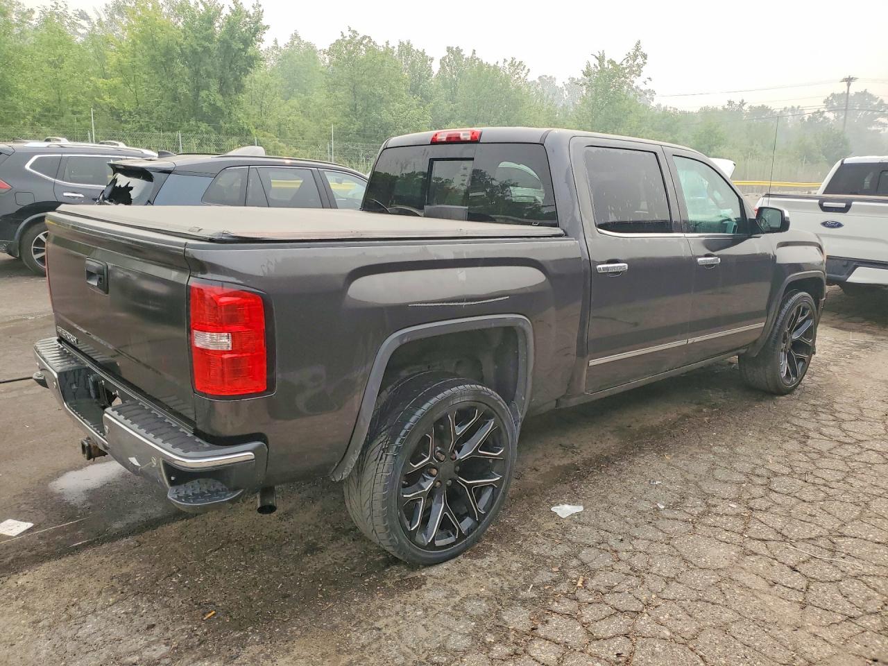 2015 GMC SIERRA