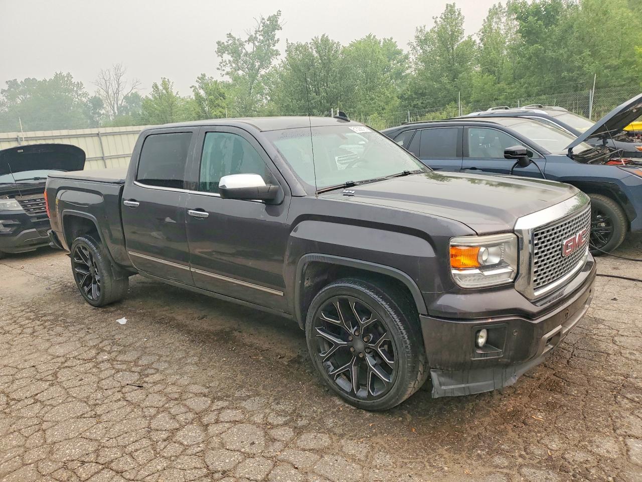2015 GMC SIERRA