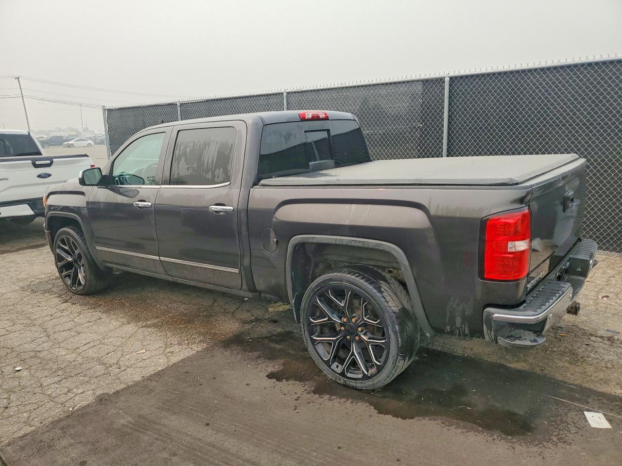 2015 GMC SIERRA